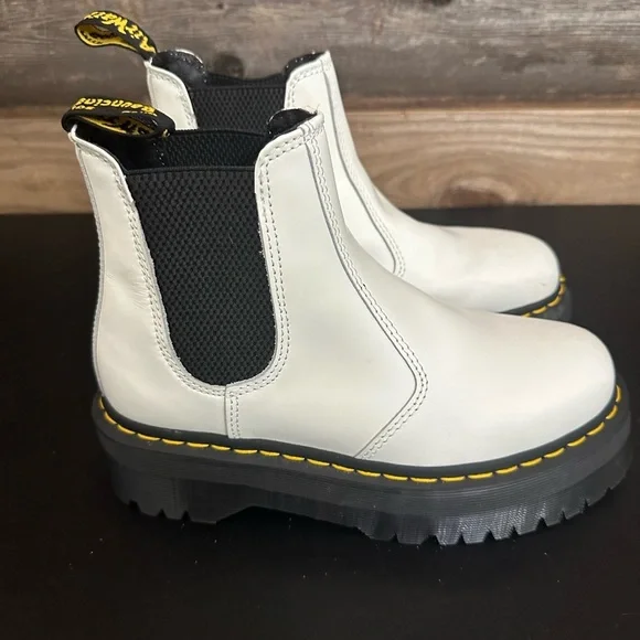 Dr Martens 2976 Quad Smooth Leather White Platform Chelsea Boots W7 hipster M6 - Picture 15 of 15